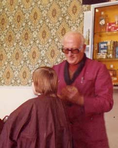 Roger Cartier, 1973 — salon Cartier Coiffure à Marseille
